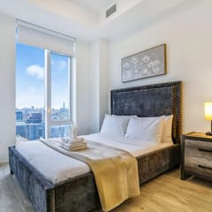 1BR at The Well Downtown | Pool, Gym & Dining