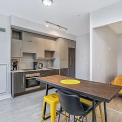 Downtown Toronto 1BR | Balcony, Fibre WiFi & Gym