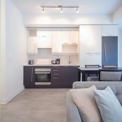 Downtown Toronto 1BR | Private Terrace