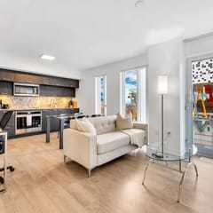 Downtown Toronto 2BR | Parking Included