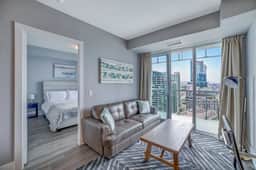 Downtown Toronto 1BR | Lake Views near CN Tower - Image 2
