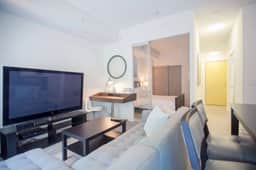 Downtown Toronto 1BR | Private Terrace - Image 2