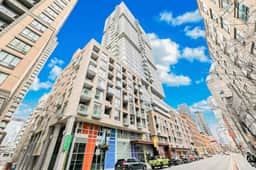 Downtown Toronto 1BR | Workspace, Walk Everywhere - Image 3