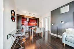 Downtown Toronto 2BR/2BA | Lake View | Workspace - Image 5