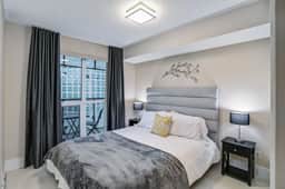 Luxury Downtown 1BR | City Views | 300 Front - Image 5