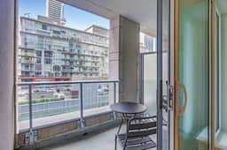 Luxury Downtown 1BR | Richmond St W - Image 2