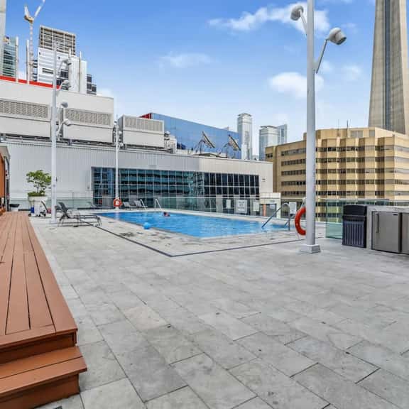 Downtown Toronto 1BR+Den | 300 Front St W - Image 1