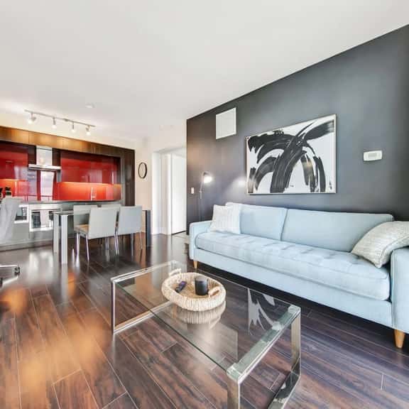 Downtown Toronto 2BR/2BA | Lake View | Workspace - Image 1