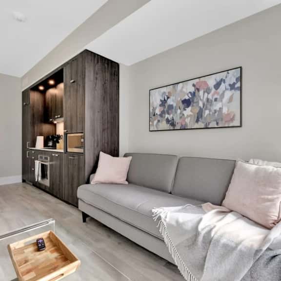 Executive 1BR at The Well | Pool + Gym - Image 1