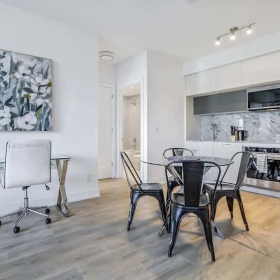 Upscale North York 2BR/2BA | Park Views & Highways - Image 1