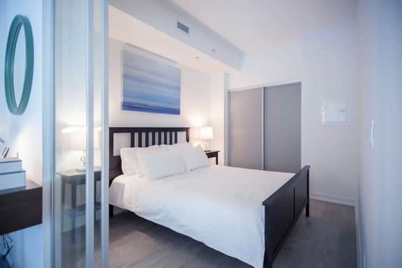 Downtown Toronto 1BR | Private Terrace - Image 3