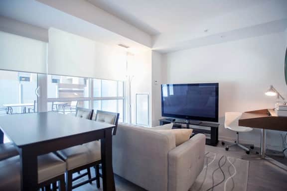Downtown Toronto 1BR | Private Terrace - Image 5