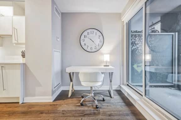 Downtown Toronto 1BR | Workspace, Walk Everywhere - Image 5
