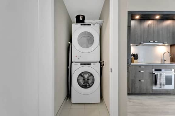 Luxury 1BR at The Well | Pool, Gym, Downtown - Image 5