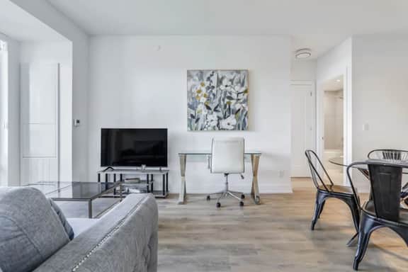 Upscale North York 2BR/2BA | Park Views & Highways - Image 5