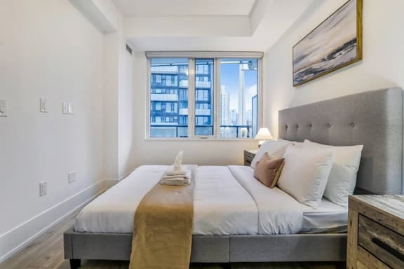 Luxury 1BR at The Well | Pool, Gym & Dining - Image 1