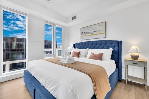 Luxury 2BR/2BA at The Well | Downtown Views - Image 1